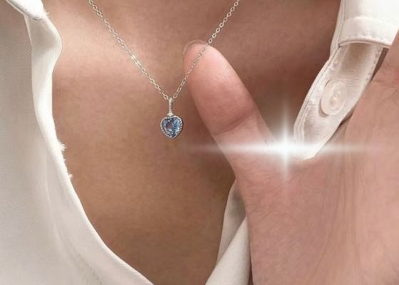 Mặt Dây Chuyền Đá Ruby Thiết Kế Đơn Giản